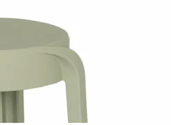 Kruk June 43,5x44,5x55,5cm - polyethyleen - groen