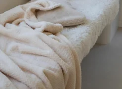 Plaid Pippa 150x200cm - flanel - ivoor